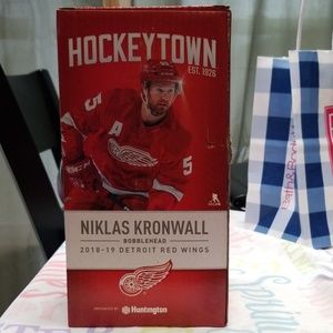 Detroit Red Wings Bobble Head